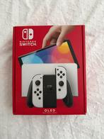 Nintendo Switch OLED wit + hoes, Met 2 controllers, Zo goed als nieuw, Met harde schijf, Switch OLED