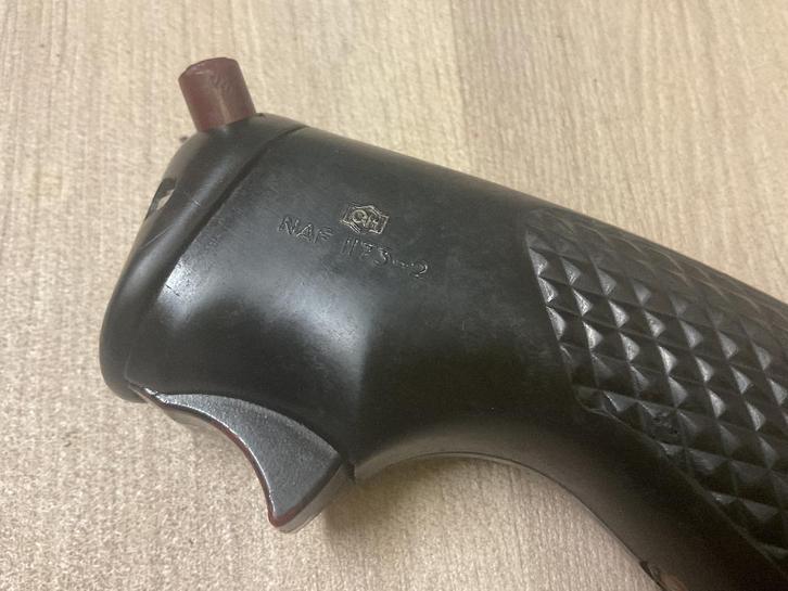 Amerikaanse wo2 stuurknuppel flight control stick Corsair F4, Verzamelen, Luchtvaart en Vliegtuigspotten, Gebruikt, Overige typen