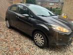Ford Fiesta RIJKAAR/APK/NW DISTR/BEURT/NAP/AIRCO/5drs//DIREK, Auto's, Voorwielaandrijving, Euro 5, Stof, Zwart