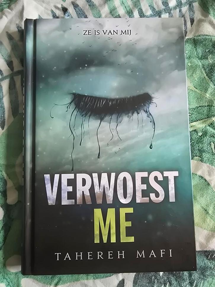 Tahereh Mafi: verwoest me (Touching Juliette), hc Nederlands, Boeken, Fantasy, Gelezen, Ophalen of Verzenden