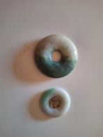 2 Jade Ringen als Halsketting - 1 met Chinees Karakter, Ophalen of Verzenden, Gebruikt, Overige materialen, Overige typen