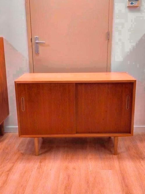 Vintage Poul Hundevad  Dressoir Sideboard Kast Kastje Deens, Antiek en Kunst, Antiek | Meubels | Kasten, Ophalen