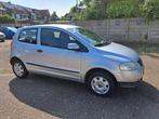 Volkswagen Fox 1.2 40KW 2006 Grijs lage kmst. nw apk, Stof, 54 pk, 4 stoelen, 1198 cc