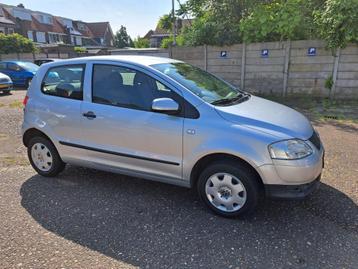 Volkswagen Fox 1.2 40KW 2006 Grijs lage kmst. nw apk beschikbaar voor biedingen