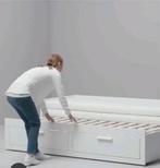 Ikea - Brimnes Bedbank met  Uitschuifbare bodem en lades, Huis en Inrichting, Slaapkamer | Bedden, Ophalen, Eenpersoons, Wit, Scandinavisch