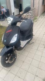 Piaggio fly 4takt, Fietsen en Brommers, Snorfietsen en Snorscooters, Ophalen, Gebruikt, Benzine, Piaggio