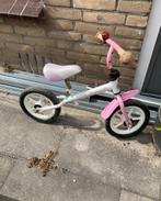 Loopfiets 2x, Kinderen en Baby's, Speelgoed | Buiten | Voertuigen en Loopfietsen, Ophalen, Gebruikt, Loopfiets