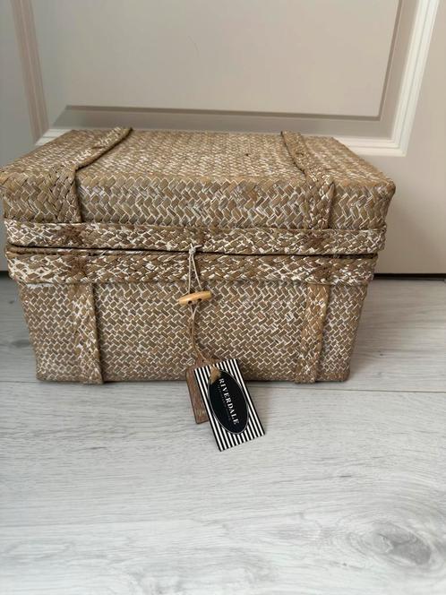 Riverdale rieten mandje, Huis en Inrichting, Woonaccessoires | Schalen en Manden, Nieuw, Mand, Rechthoekig, Riet, Ophalen of Verzenden