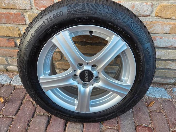 VW Polo Winterbanden Continental met Velgen, Auto-onderdelen, Banden en Velgen, Banden en Velgen, Winterbanden, 15 inch, 185 mm