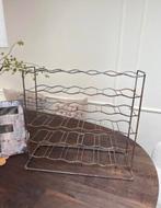 Stoer industrieel wijnrek metaal, Huis en Inrichting, Woonaccessoires | Wijnrekken, Ophalen, Gebruikt, 50 tot 75 cm, 15 tot 25 flessen