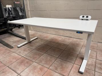 Zit sta bureau elektrisch wit 160x80 beschikbaar voor biedingen