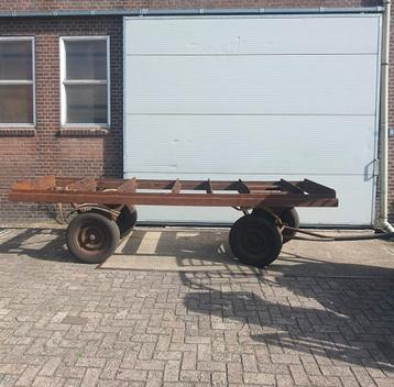 zware transportkar beschikbaar voor biedingen