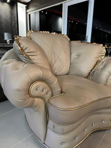 50% KORTING OP ALLE ITALIAANSE LEREN BANKSTELLEN NU 3+2 1295 beschikbaar voor biedingen