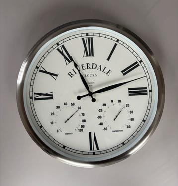 Riverdale wandklok, zeer netjes beschikbaar voor biedingen