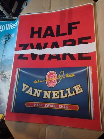 Oude reclameposters voor sigaretten en shag. beschikbaar voor biedingen