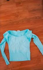 Mooie turquoise longsleeve met aparte halslijn, maat S
En le, Kleding | Dames, Blauw, Odyssee, Ophalen of Verzenden, Zo goed als nieuw
