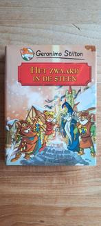 Geronimo Stilton - Het zwaard in de steen, Fictie algemeen, Geronimo Stilton, Ophalen of Verzenden, Zo goed als nieuw
