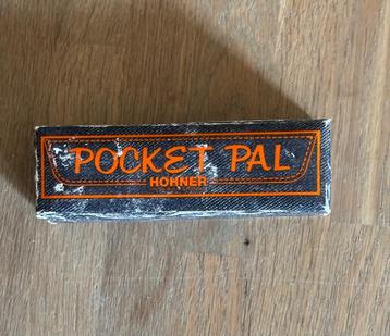 *Mondharmonica Pocket Pal beschikbaar voor biedingen
