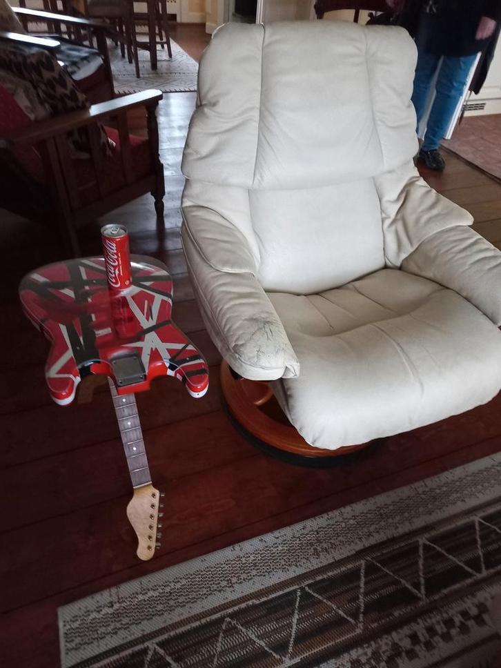 Frankie Stein bijzettafeltje, Huis en Inrichting, Tafels | Bijzettafels, Rechthoekig, 45 tot 60 cm, Minder dan 55 cm, Ophalen