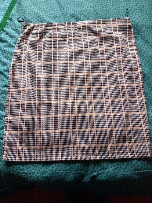Stijlvol setje geruite rok en okergeel jasje nieuw 48, Kleding | Dames, Grote Maten, Nieuw, Rok, Geel, Ophalen of Verzenden