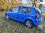Volkswagen Polo 1.2 Easyline 2009, nieuwe A.P.K, airconditio, Auto's, Volkswagen, Voorwielaandrijving, Stof, Gebruikt, 989 kg