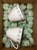 Kopjes antiek, met gouden rand, 2 stuks., Ophalen of Verzenden, Gebruikt, Porselein, Kop en/of schotel