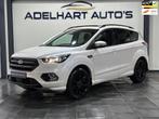 Ford Kuga 1.5 EcoBoost ST Line / Panorama dak / Camera / Nav, Voorwielaandrijving, Euro 6, 4 cilinders, Wit