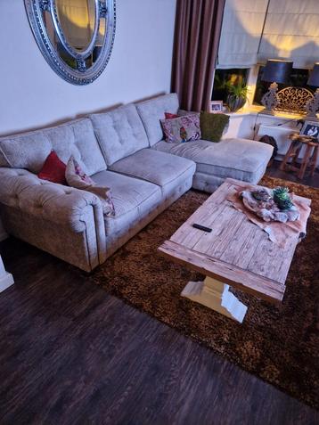 Salontafel en eettafel type Amanda beschikbaar voor biedingen