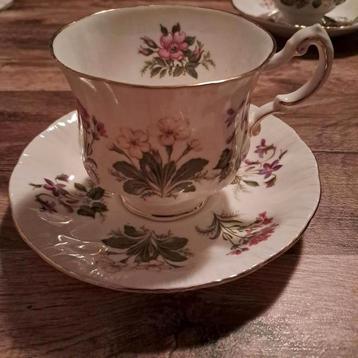 Kop en schotel Paragon. Bone China. beschikbaar voor biedingen