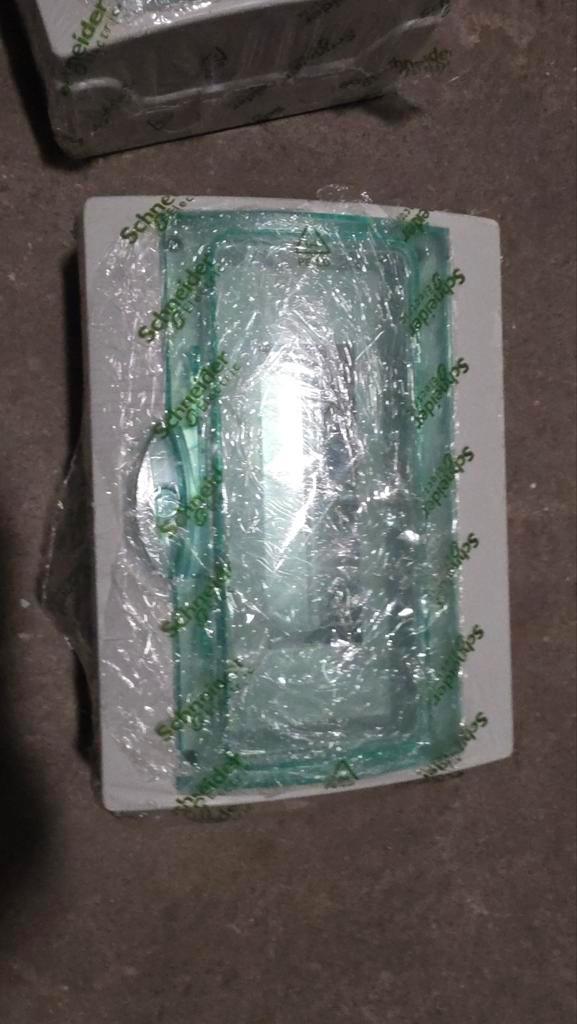 Schneider Kaedra/Mureva Waterdichte Groepenkast 8M, Doe-het-zelf en Verbouw, Elektra en Kabels, Ophalen of Verzenden