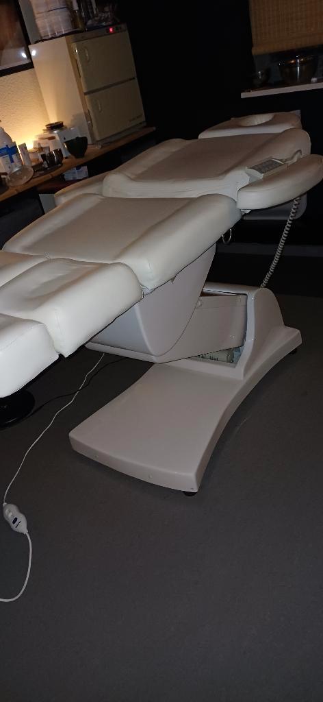 Gratis ophalen behandelstoel Ridderkerk, Witgoed en Apparatuur, Persoonlijke-verzorgingsapparatuur, Gebruikt, Overige typen, Ophalen