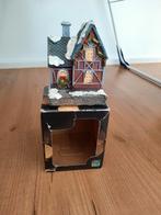 Kerstdorp Huisje met Verlichting, Kunststof, Ophalen of Verzenden, Zo goed als nieuw, Wit