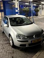 Volkswagen Golf 2004 Grijs, Auto's, 4 cilinders, 1200 kg, 1198 kg, Elektrische ramen