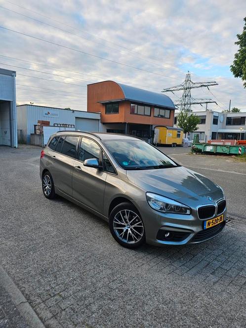 BMW 2-Serie Gran Tourer 218d 150pk Aut 7p. 2017 Grijs, Auto's, BMW, Particulier, 2-Serie Gran Tourer, Diesel, E, MPV, Automaat