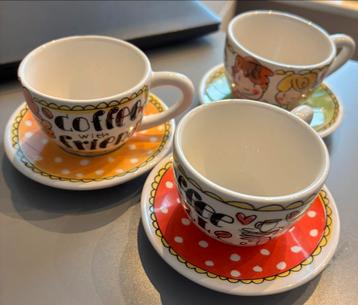 Blond amsterdam espresse kopjes beschikbaar voor biedingen