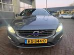 Volvo V60 2.4 D6 Twin Engine R-Design Plug Hybride 2015 Leer, Auto's, Automaat, 53 km, Euro 6, Vierwielaandrijving