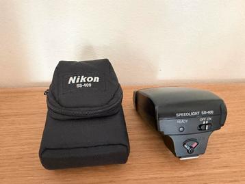 Nikon sb400 flitser met hoesje beschikbaar voor biedingen