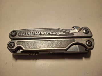 Leatherman charge beschadigd  beschikbaar voor biedingen