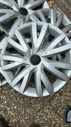 16 inch wieldoppen van volkswagen, Ophalen of Verzenden, Gebruikt