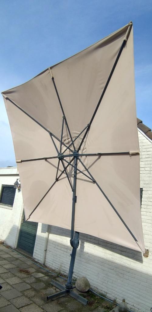 Zeer luxe zweefparasol, 3x3meter, 4S, kantelbaar, draaibaar!, Tuin en Terras, Parasols, Zweefparasol, Kantelbaar, Ophalen