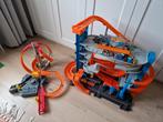 Hot Wheels City Ultimate parkeergarage en Spin Stormbaan, Kinderen en Baby's, Ophalen, Racebaan, Zo goed als nieuw, Hot Wheels
