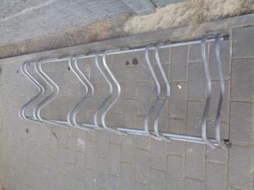 Verzinkt Fietsenrek 160 x 62 x 30 cm beschikbaar voor biedingen