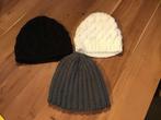 3 mutsen zwart wit grijs, Ophalen of Verzenden, Zo goed als nieuw, Sjaal