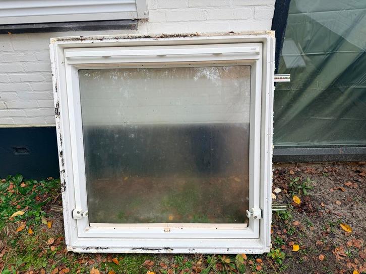 Velux Dakraam GGU 606 Kunststof, Doe-het-zelf en Verbouw, Glas en Ramen, Gebruikt, Dakraam, 80 tot 120 cm, Minder dan 80 cm, Dubbelglas