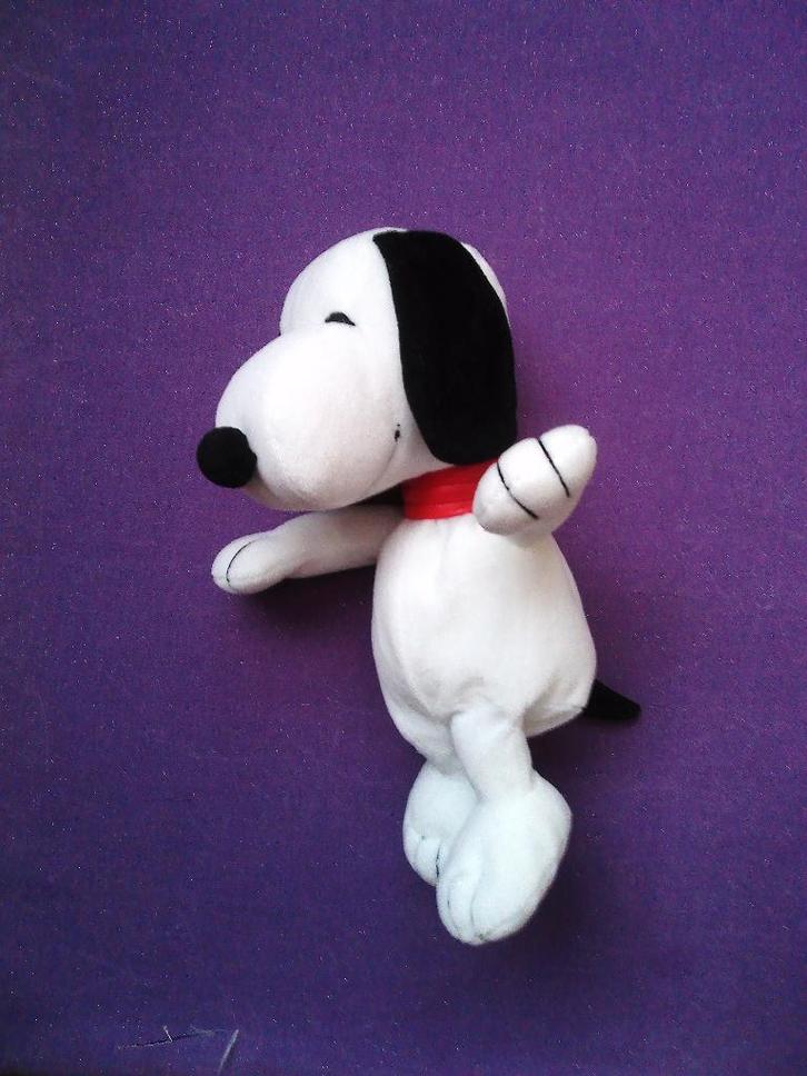 UNITED FEATURE SYNDICATE Knuffel HOND SNOOPY. 25 CM **Nieuw*, Kinderen en Baby's, Speelgoed | Knuffels en Pluche, Nieuw, Hond
