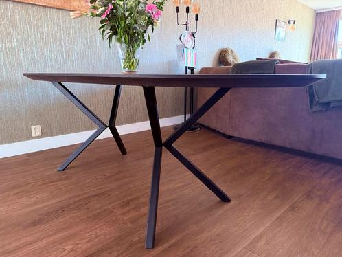 PUUUR Eettafel Capri ovaal 220 bij 110, Huis en Inrichting, Tafels | Eettafels, Zo goed als nieuw, 100 tot 150 cm, Vijf personen of meer
