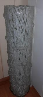 Hoge glazen witte cheetah Vaas, Huis en Inrichting, Ophalen, 50 tot 75 cm, Wit, Glas