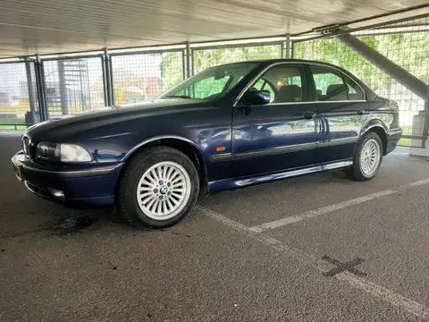 BMW 5-Serie 2.0 520I AUT 1998 Blauw, Auto's, BMW, Bedrijf, 5-Serie, Benzine, Sedan, Handgeschakeld, Geïmporteerd, Blauw, Zwart
