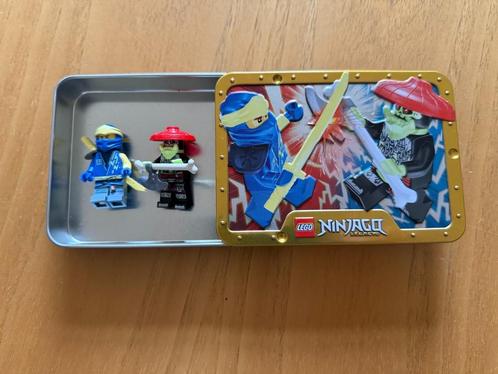 Lego 112327 Ninjago Jay vs Bottenjager ( blikje Metal Box ), Kinderen en Baby's, Speelgoed | Duplo en Lego, Nieuw, Lego, Complete set