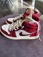 Nike Air Jordan - Maat 38.5 - Top Conditie!, Ophalen of Verzenden, Zo goed als nieuw, Overige kleuren